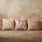 Διακοσμητικό μαξιλάρι με boho print διαθέσιμο σε τρία σχέδια