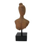 Διακοσμητική Γυναικεία Φιγούρα από Mango Wood σε curated home styling