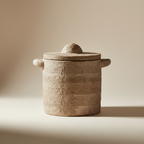 Παλαιωμένο μπεζ διακοσμητικό δοχείο για warm minimal χώρο