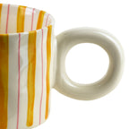 Κεραμική κούπα Rodi με playful ριγέ design για καφέ ή τσάι - λεπτομέρεια προϊόντος