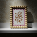 Κορνίζα “Beads” σε Μπεζ Τόνο για φωτογραφία και shelf styling
