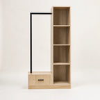 Έπιπλο Εισόδου σε Φυσική Απόχρωση σε curated home styling